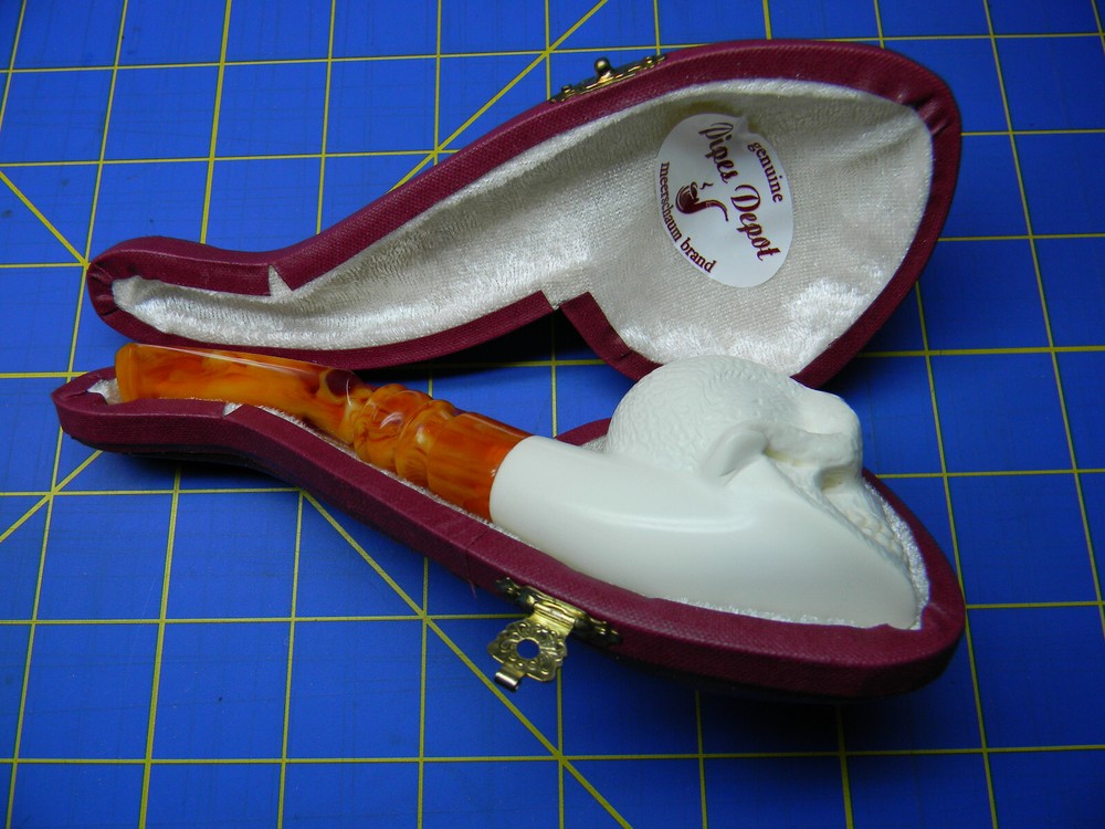Meerschaum Skull Pipe Unused with Case
