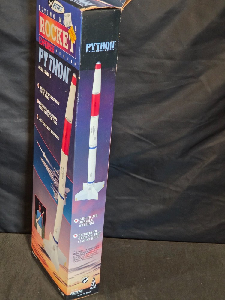 ESTES #2129 PYTHON Flying Model Rocket Kit - Explorer Series NEW