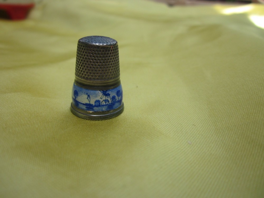 Vintage Sterling 935 Silver Enamel Thimble Delft Style Size 4