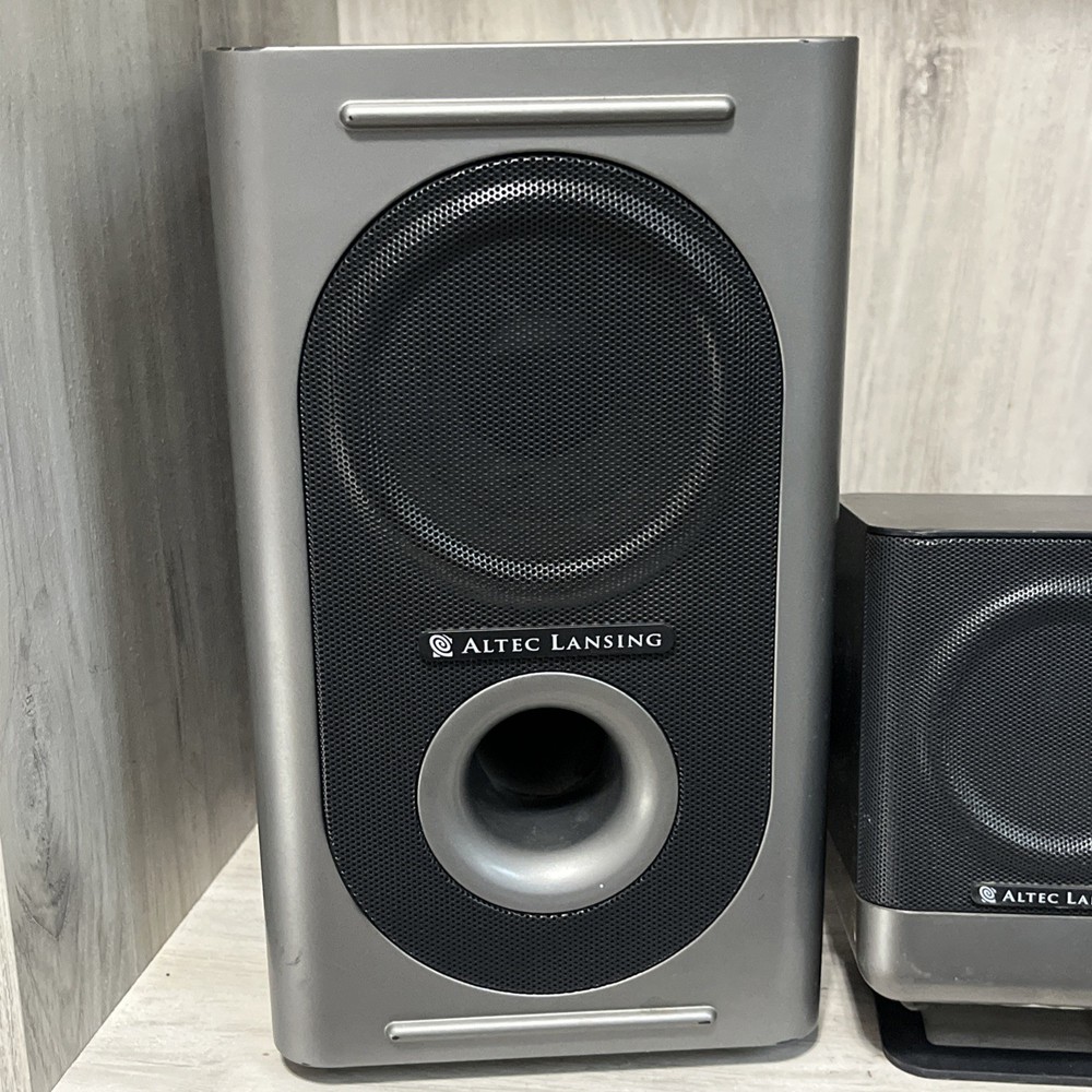 Altec Lansing 221 3-Piece Set Wired Computer Desktop Speaker System - Tested