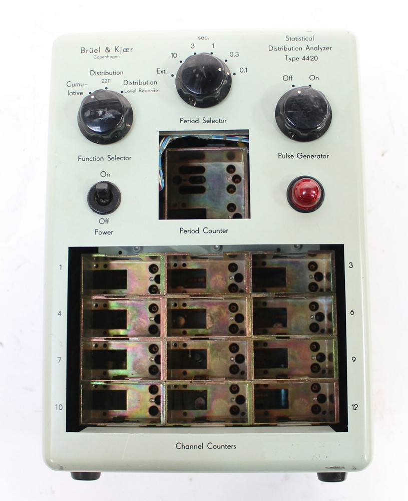 Bruel & Kjaer Type 4420 Statistical Distribution Analyzer