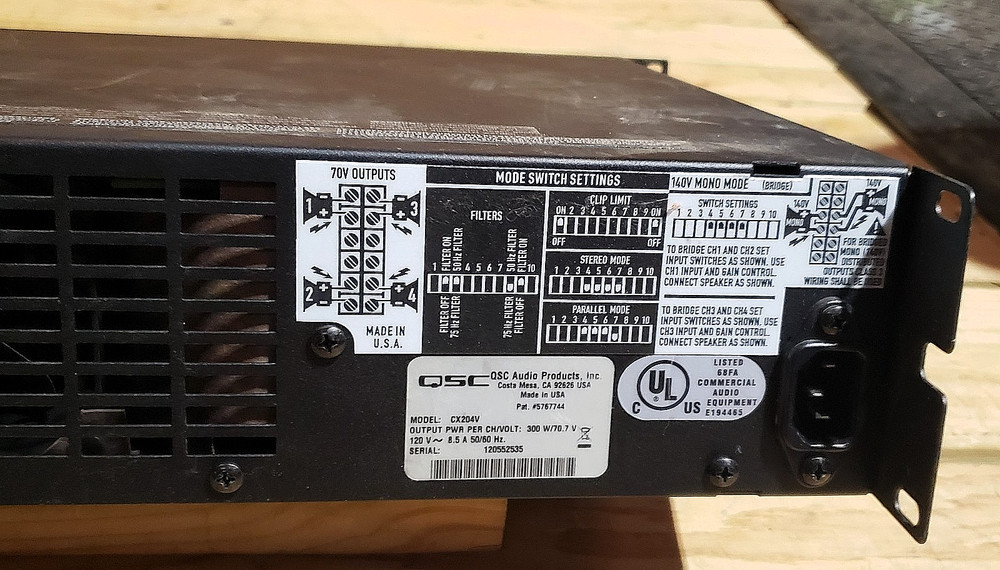 QSC CX-204V 4 channel power amp CX204V