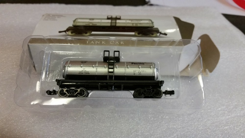 Sothern Pacific Mini Rail Tank Car