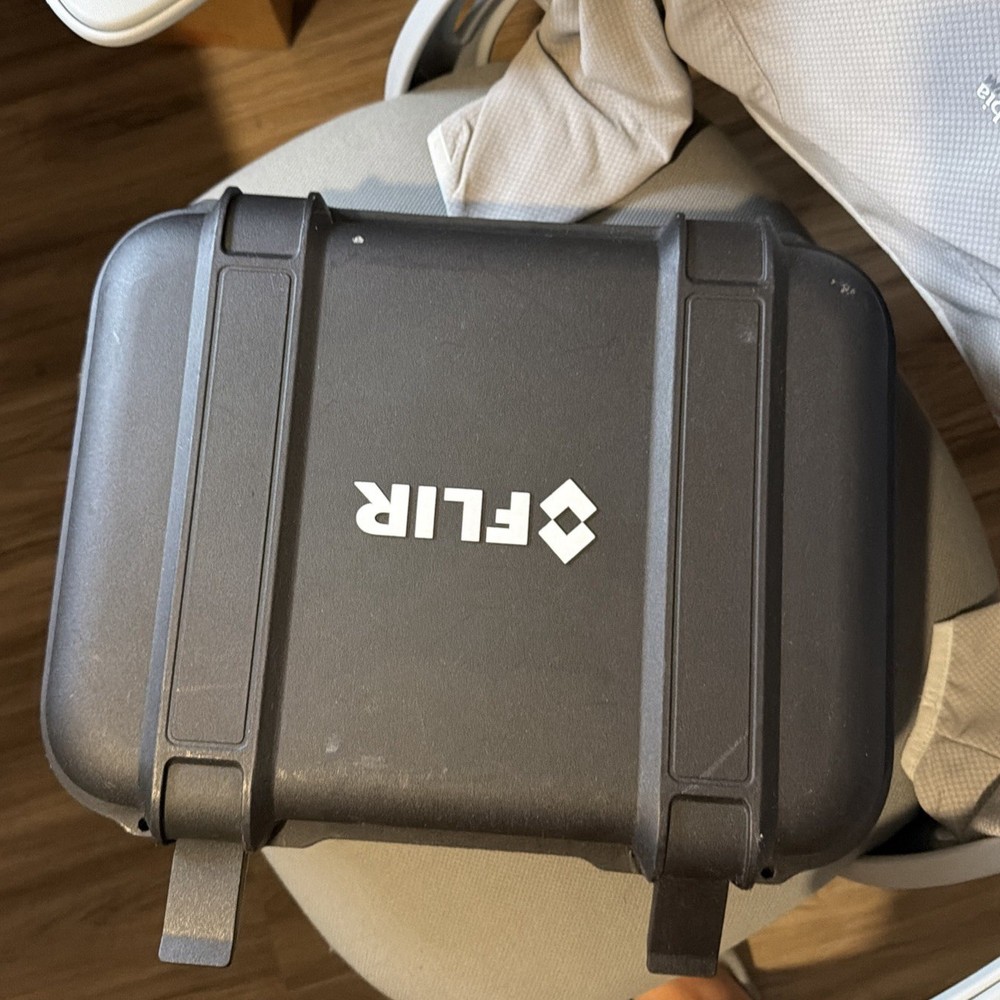 Flir E8 Thermal Hard-shell Carrying Case (empty)
