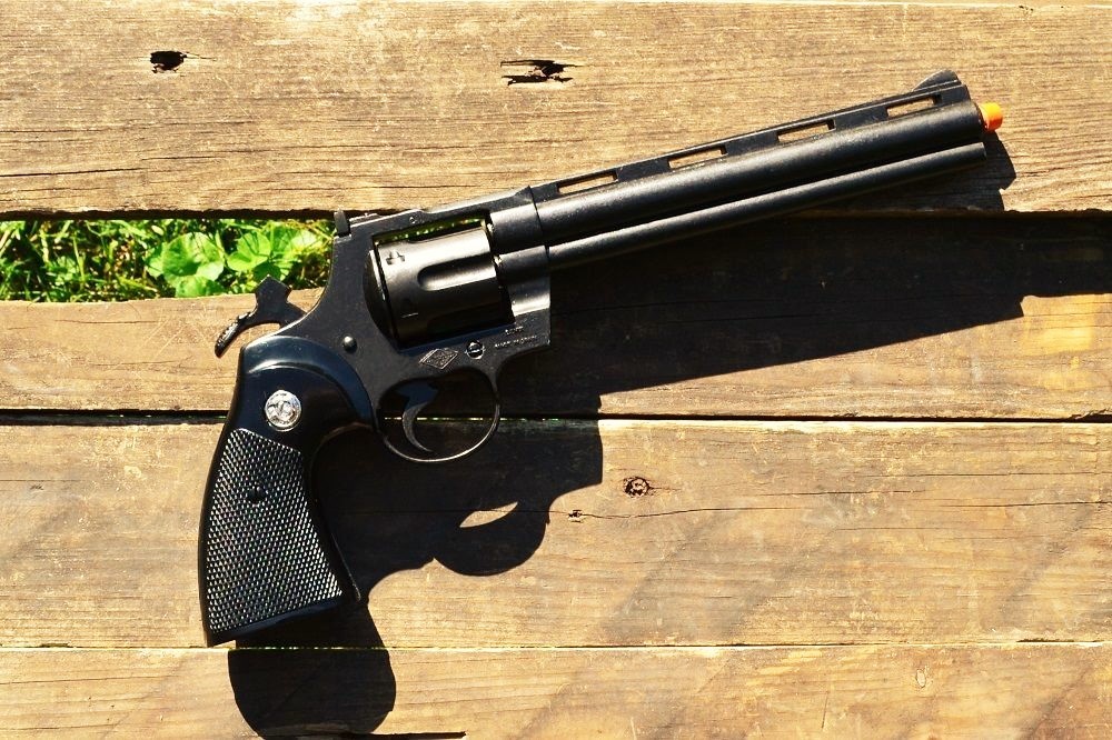 Non-Firing Colt Python .357 Magnum Revolver - 357 - 8" Barrel - Denix Replica