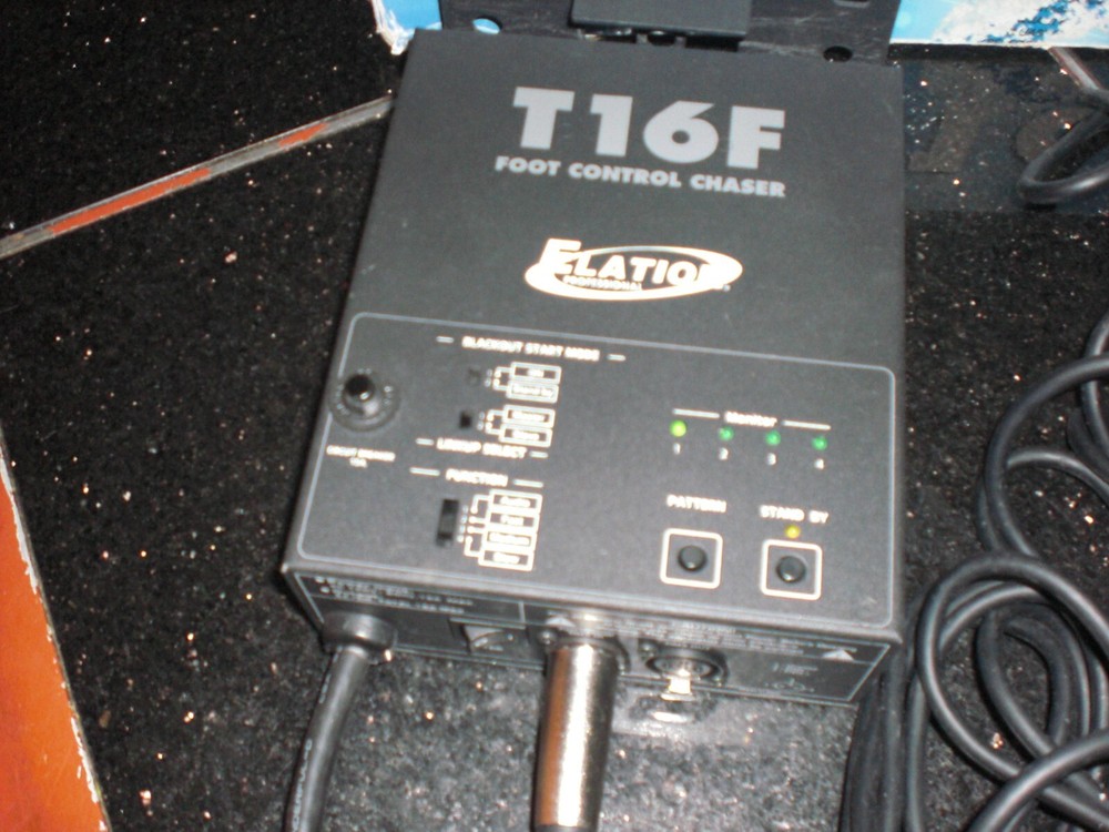 Elation T-16F 4-channel Foot Control Chaser Pack