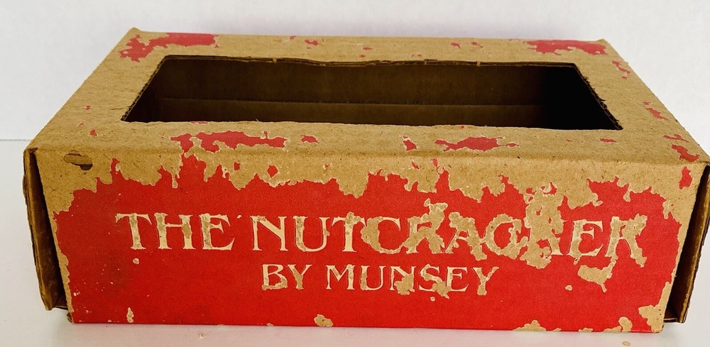 Munsey The Nutcracker Vintage Original Model NG-89 Original Box Pre Owned