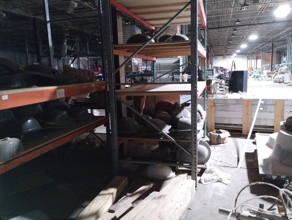 Huge Solid Surface/Cultured marble Surplus and Production Lot