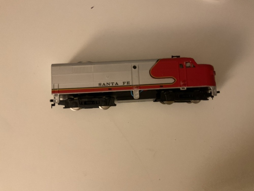 Ho Scale Santa Fe B Liner