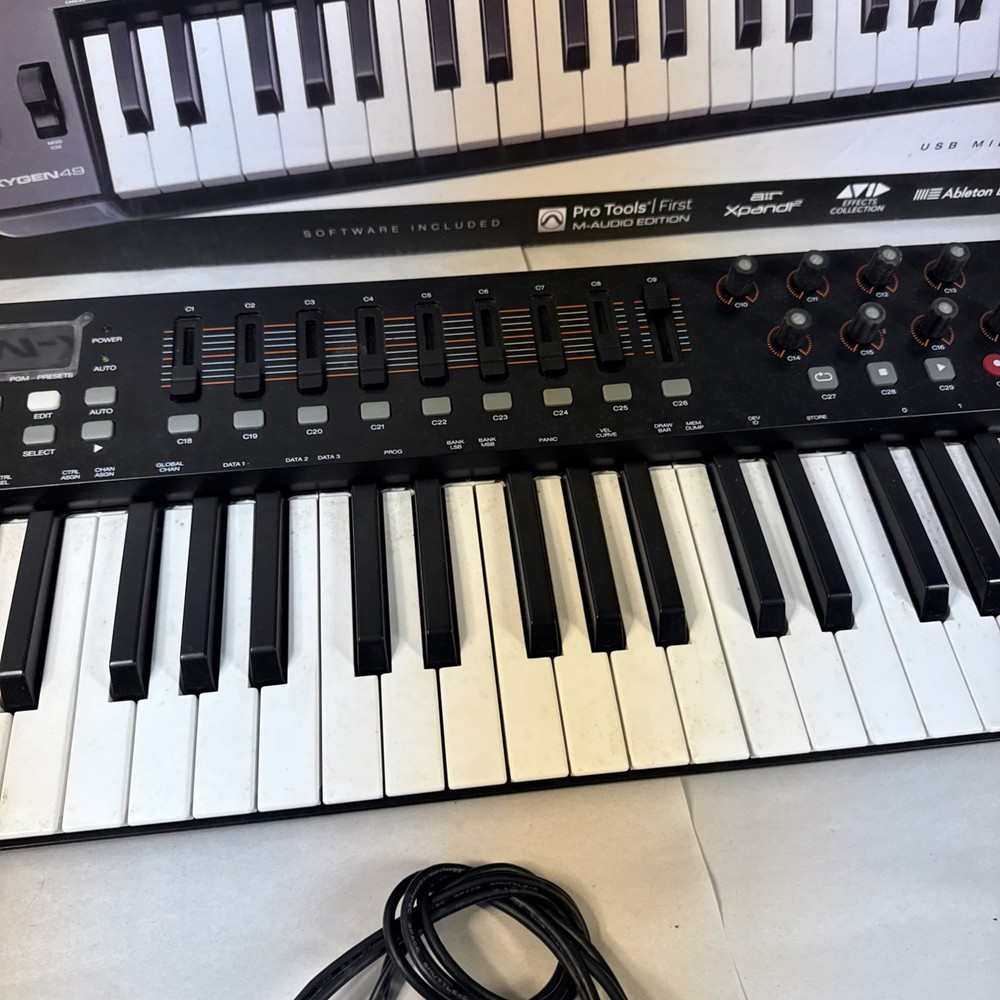 M-Audio Oxygen49 MIDI Keyboard Controller w/ USB Cable Tested Working