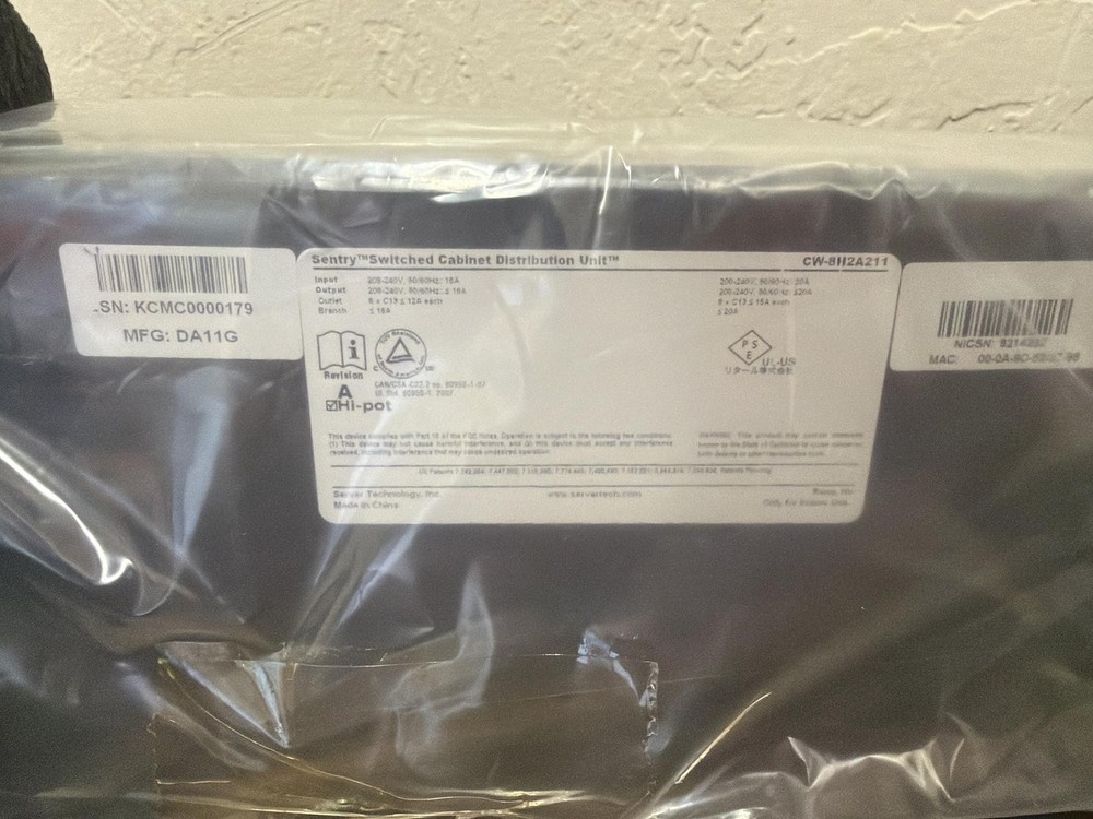 SERVER TECHNOLOGY CW-8H2A211 RACKMOUNT CABINET DISTRIBUTION UNIT