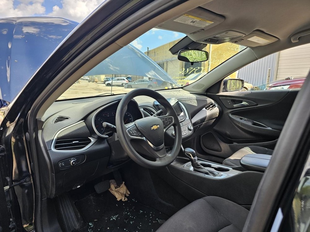 MALIBU 2023 Headrest 2456162