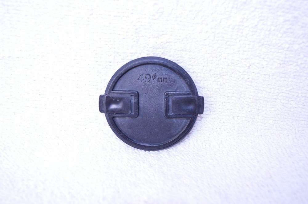 Generic 49 mm Plastic Tab Lock Front Lens/Filter Cap (LC-4)