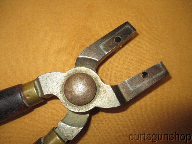 Handle For Single or Double Cavity Bullet Mold