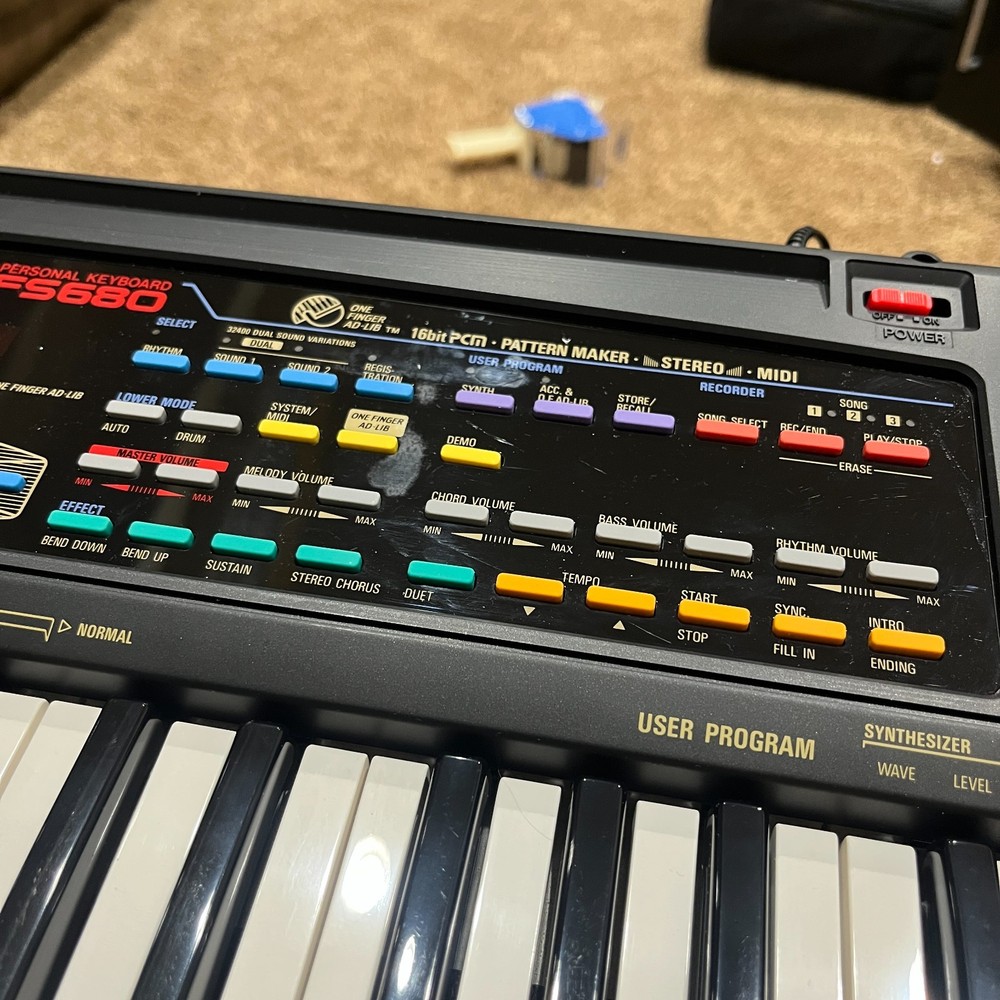Kawai FS680 Portable Electronic Keyboard - TESTED
