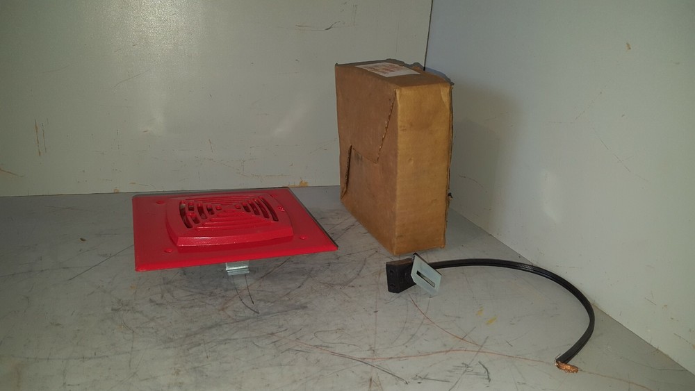 Edwards Flush Firehorn, MISSING SCREWS, 120V, 880-N5