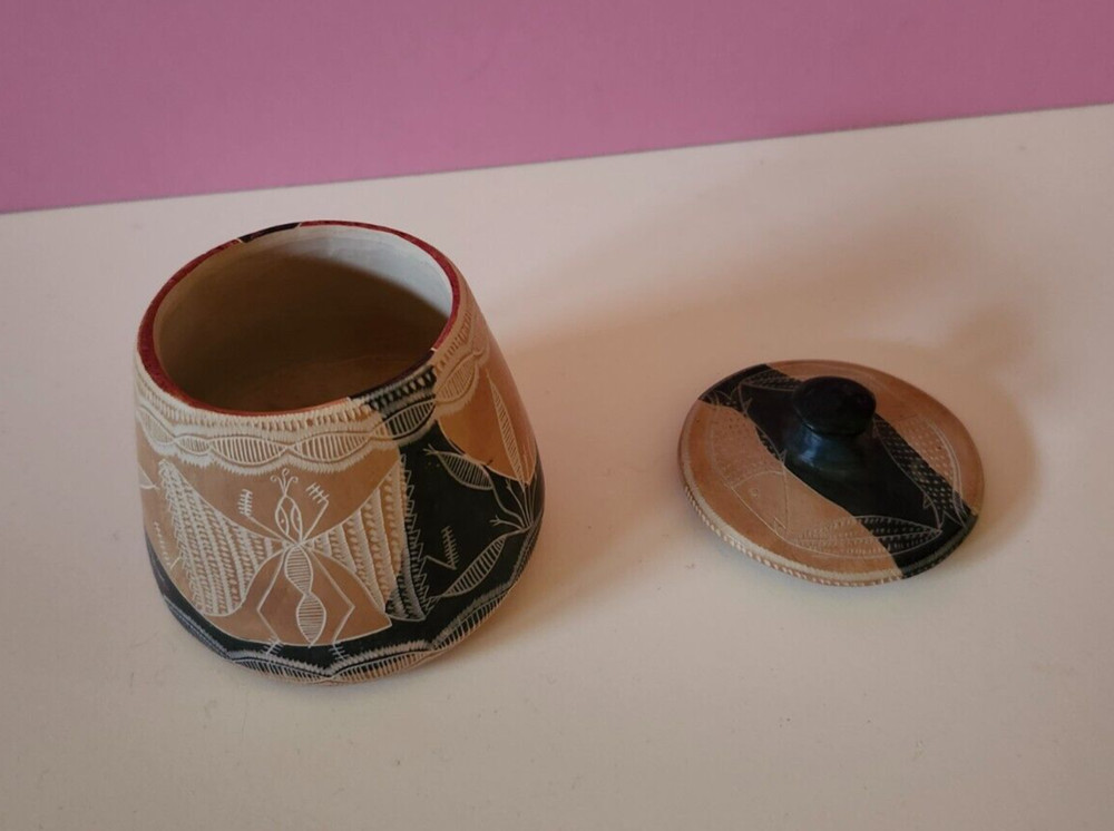 Brown Sgraffito Ceramic Lidded Box With Earrings