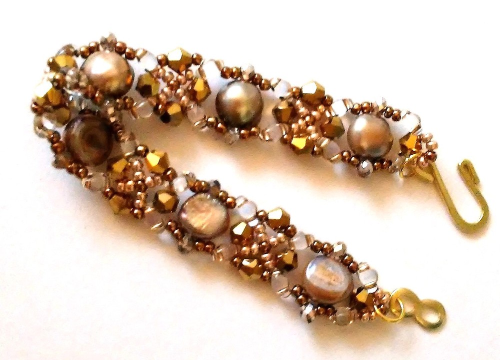 Handmade Golden Shadow Pearl Bracelet