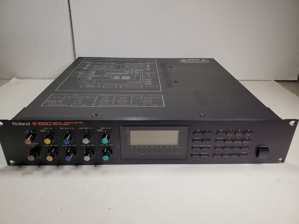 Roland E-660 Digital Parametric EQ Equalizer - Good Cosmetic