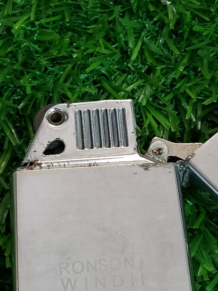 Lighter Vintage Ronson Lighter Windii Wind Protected Lighter - Sparks