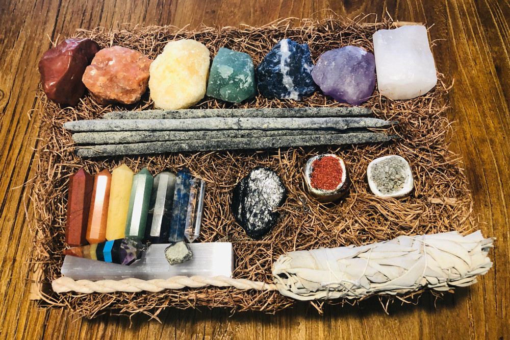 Large Chakra Crystal Healing Set - Metaphysical