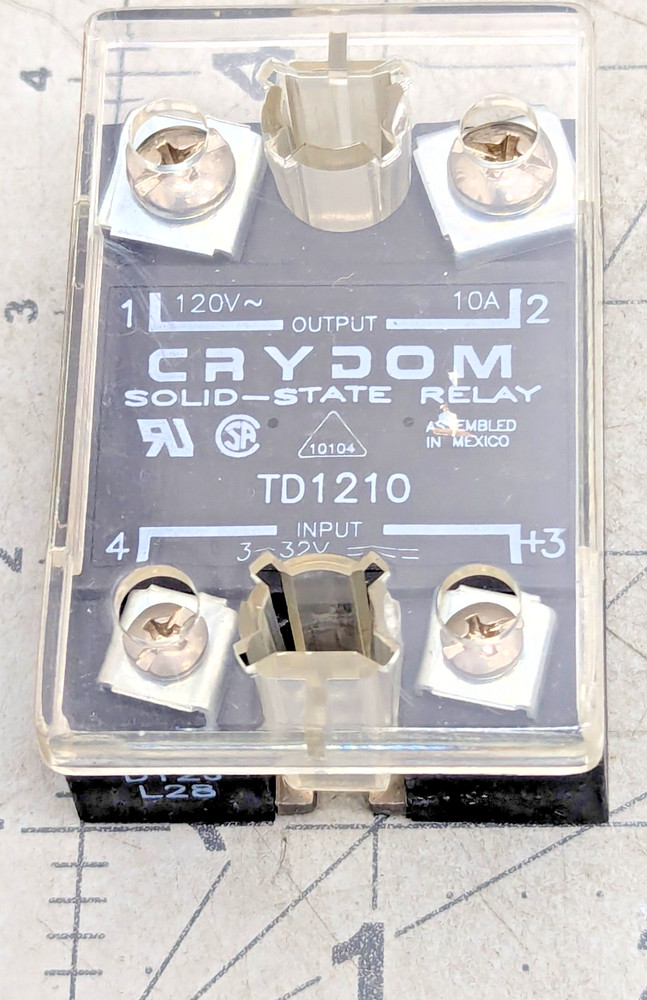 Crydom TD1210 Solid State Relay Input 3~ 32Vdc Output 120Vac 10A Working Pull [Z