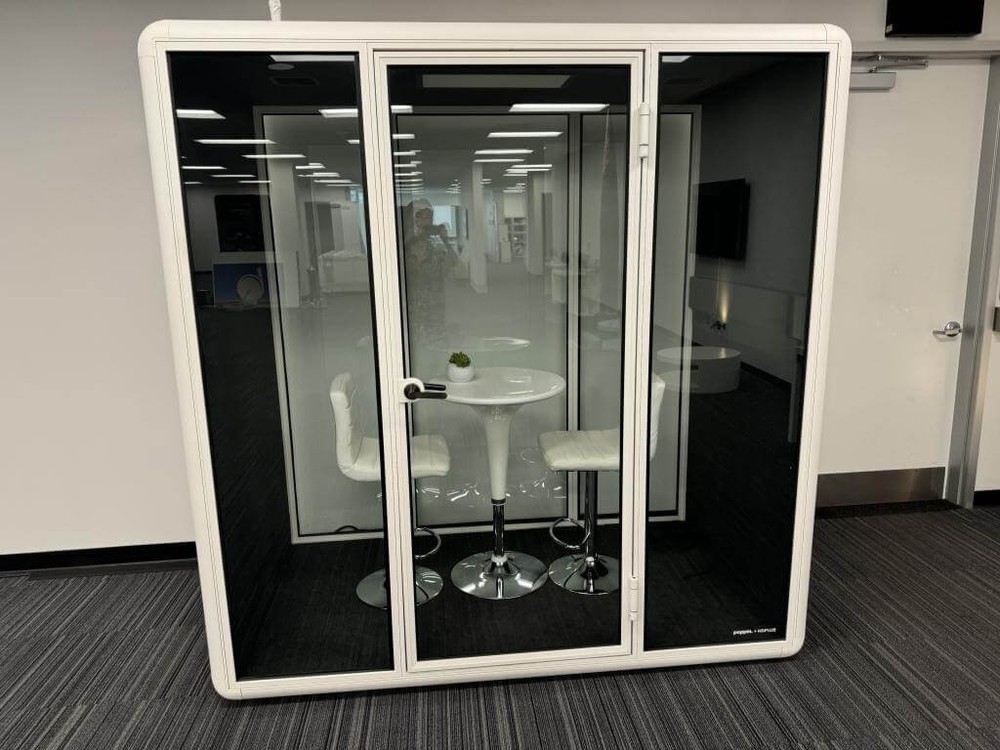 Poppin Koplus 7x4 Used Double Phone Booth