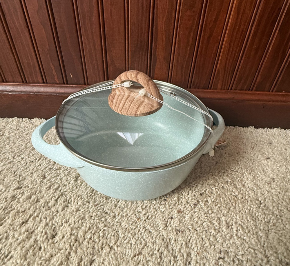NEW MASTERCLASS PREMIUM COOKWARE LIGHT SKY BLUE SPECKLED CASSEROLE 8" LID