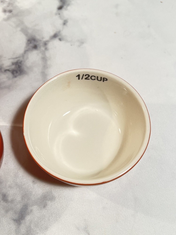 Gingerbread Man Nesting Measurement Cups - l/4, l/3, 1/2 and 1 Cup