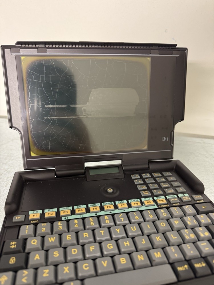 Olivetti Notebook 1992 Notebook Model PT XT 20 Vintage Computer