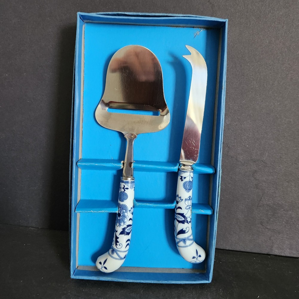 Blue Danube Cheese Plane And Knife In Box