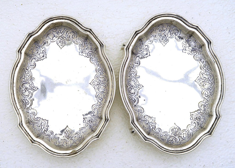 2 Augsburg Solid Silver Dish / Raised Kettle Trivet Tray Hallmarked GV C 1730