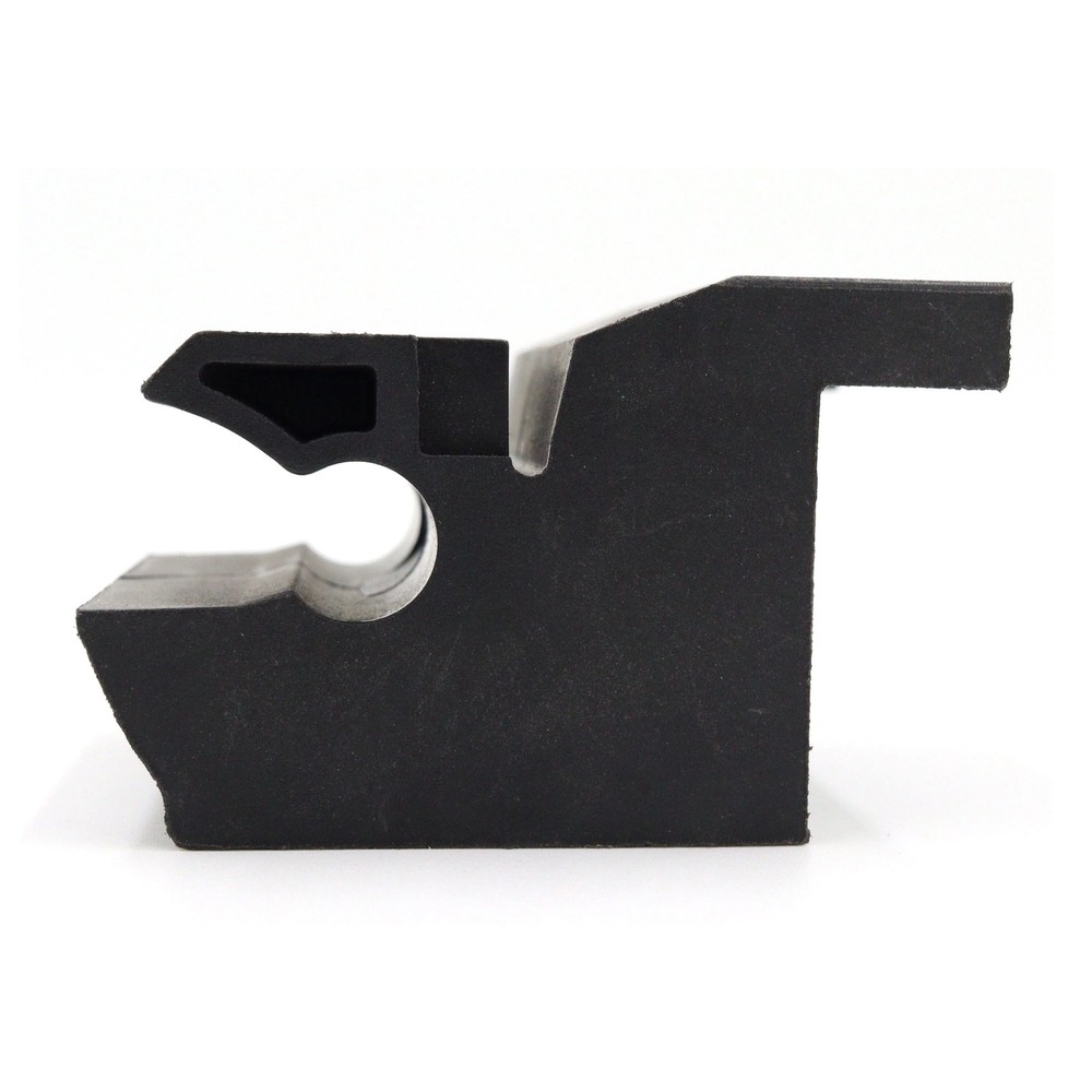 Centurion Garage Doors Hinge (Centre) Quick-Fit