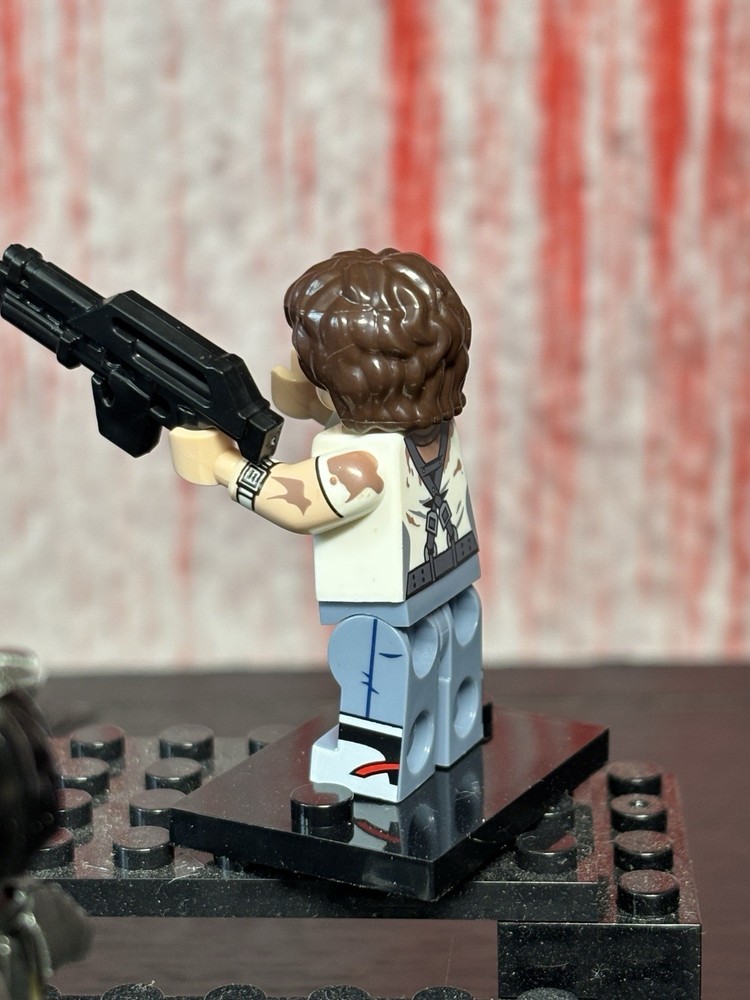 Horror Mini-Fig: Alien vs. Predator 4 Pack