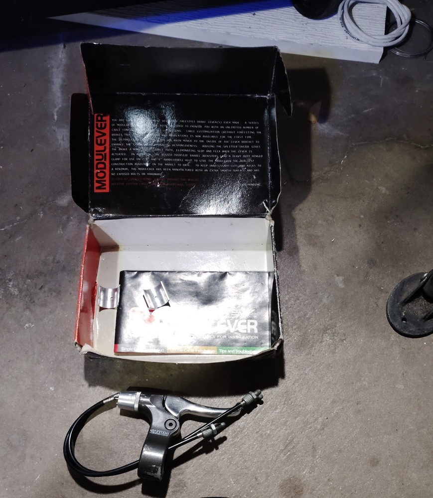 ODYSSEY MODULEVER WITH BOX AND CABLES!!