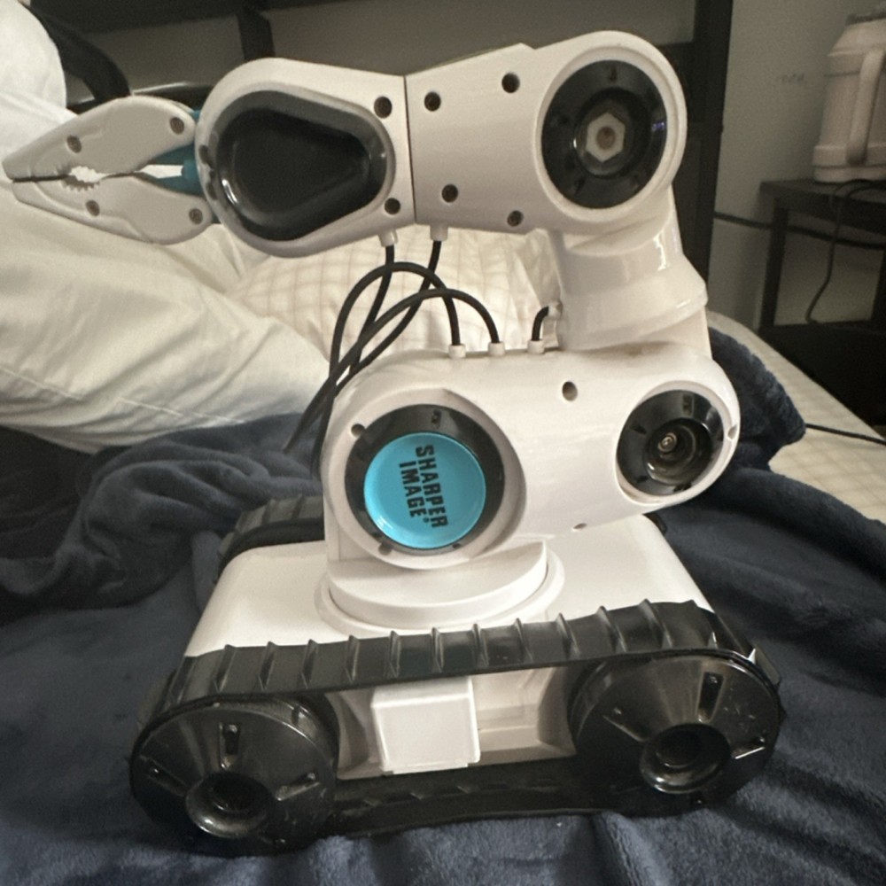 Sharper Image Tracked Robot Arm Toy Open Box Untested White Black Blue