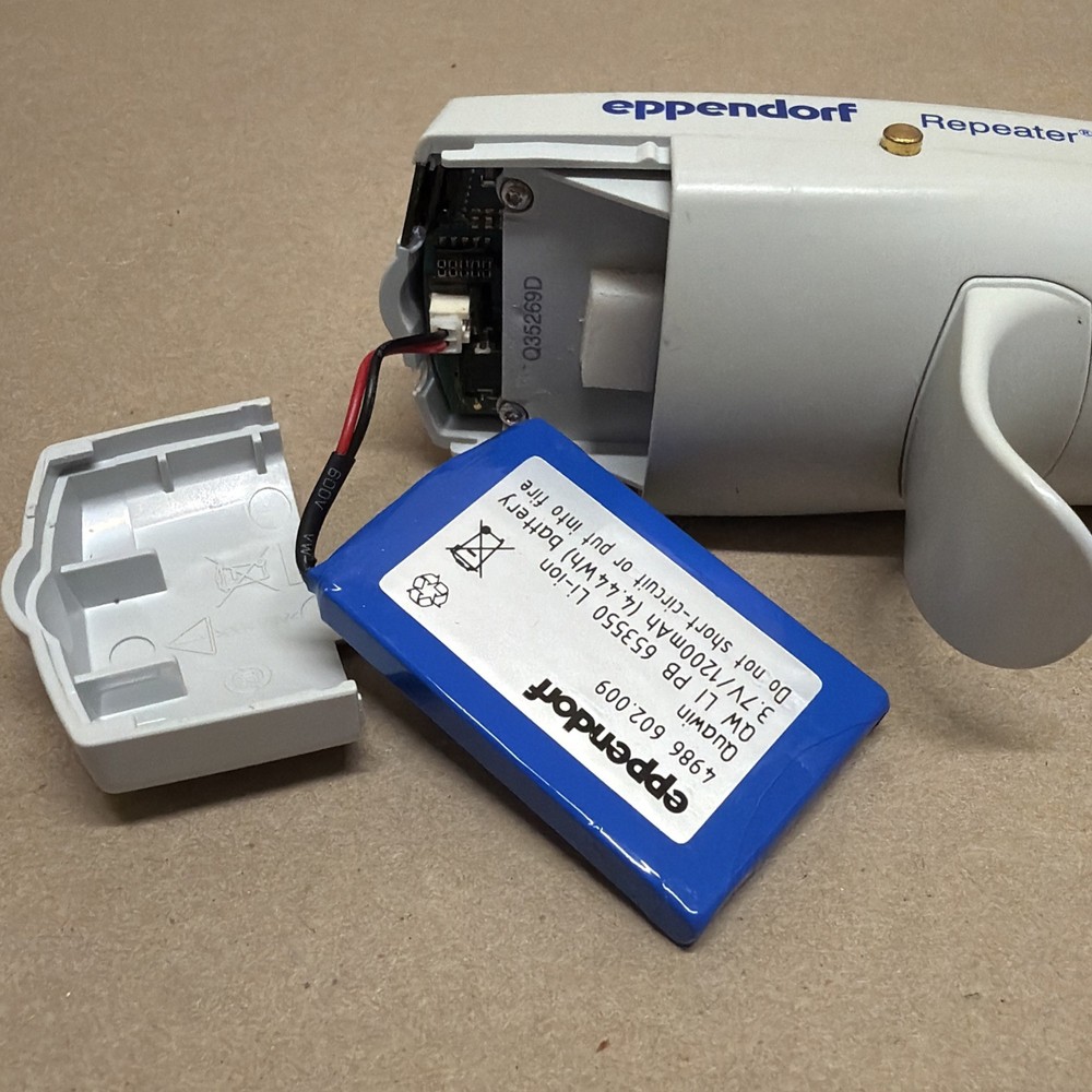 Eppendorf Repeater stream Electronic Handheld Pipette Dispenser