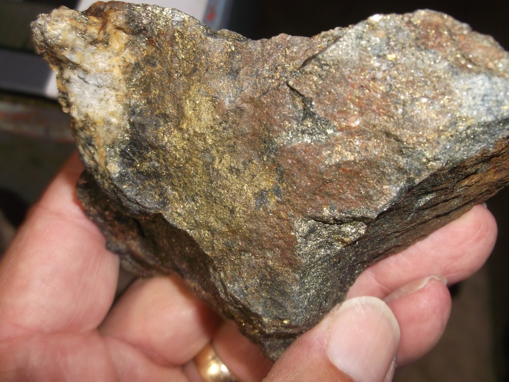 Gold, silver, copper, 377 grams samples ,ore high grade .