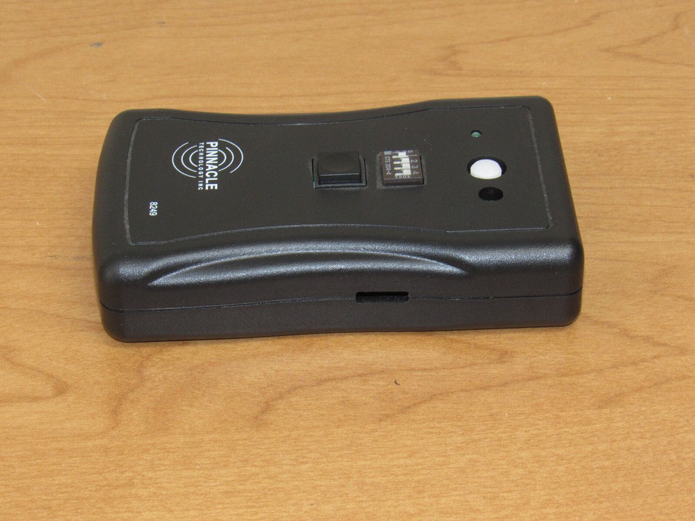 Pinnacle Technology 8249 Test Source for 8200 & 8400 Systems - UNTESTED