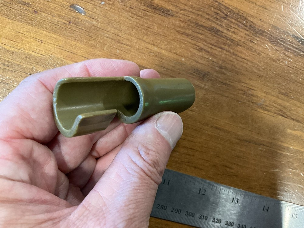 ORIGINAL WWII JAPANESE ARISAKA RIFLE MUZZLE COVER - CLEAN!
