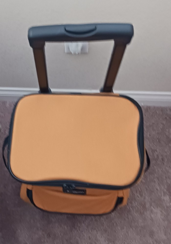 Journeyman 30 Can Insulated Rolling Cooler