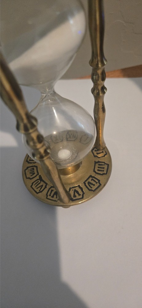 Vintage Hourglass sand timer - 15 min