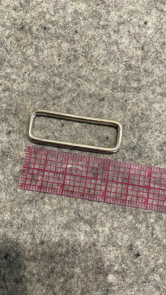 2" Rectangle Loops (Lot of 86)