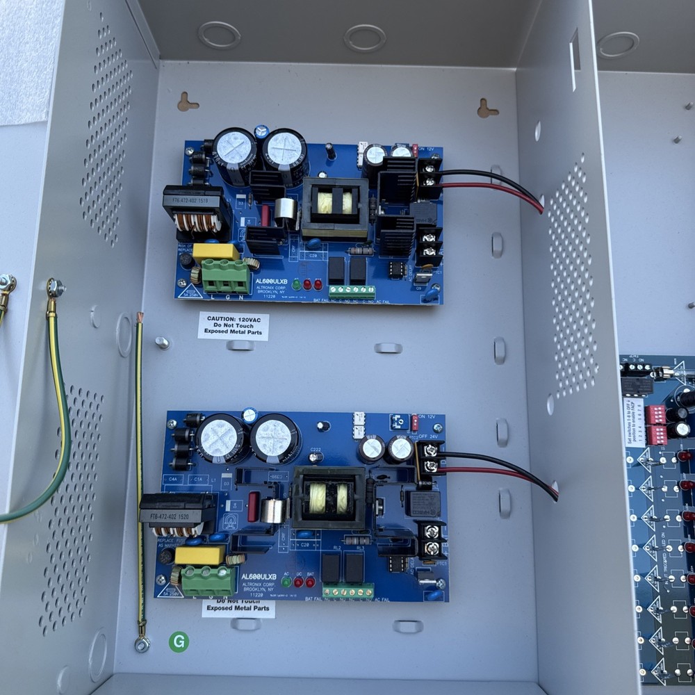 Altronix MAXIMAL33D MAXIMAL33D Access Power Module Control Panel Controller
