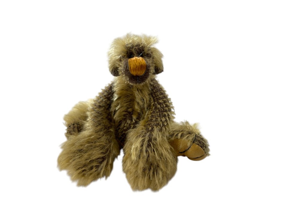 Artist Teddy Bear 10.5cm. Excellent Condition