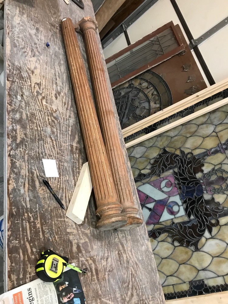 An Pair Antique fluted Oak Columns 50 x 3 x 5