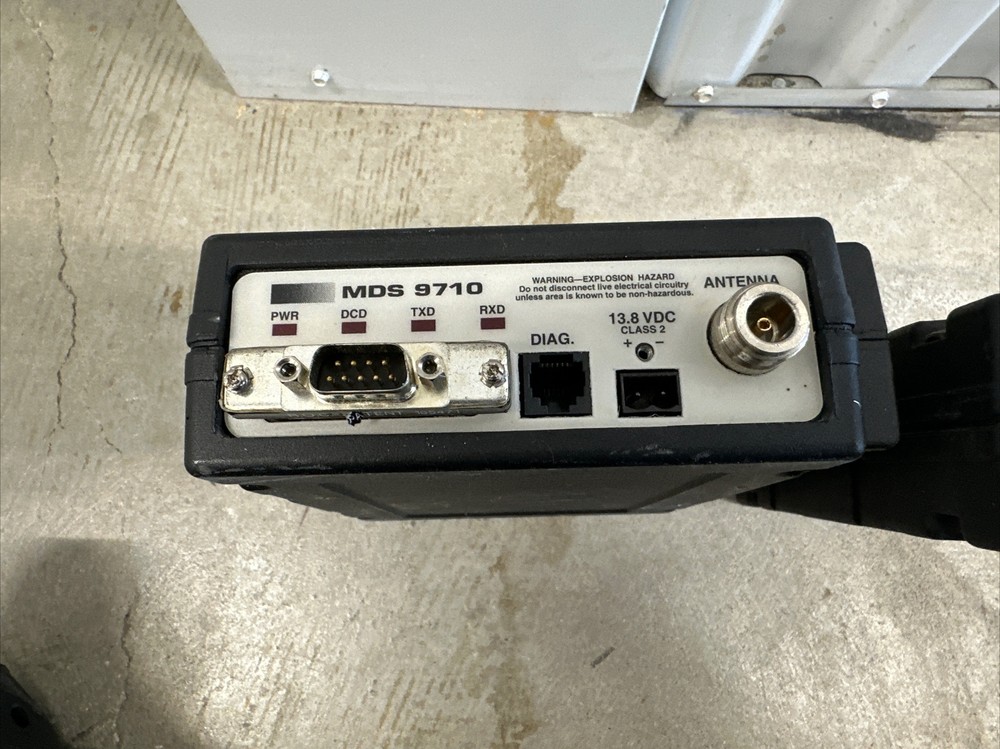 Lot of 2 Microwave Data Systems MDS 9710 High Performance DSP Data Transceiver