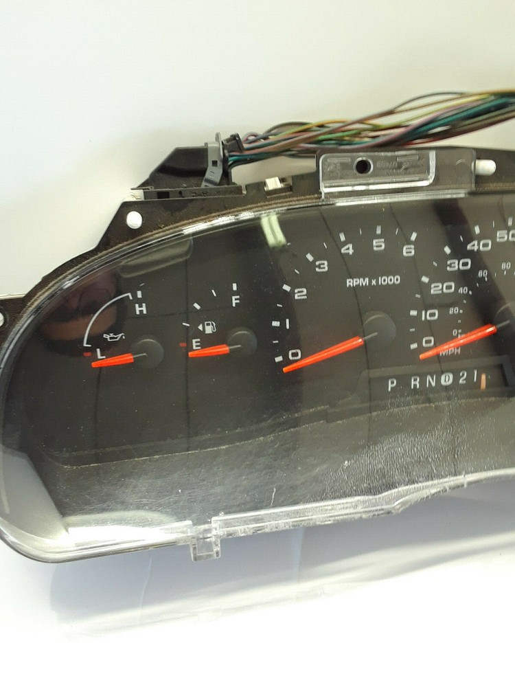 2004-07 FORD ECONOLINE VAN SPEEDOMETER INSTRUMENT CLUSTER E150 E250 E350 04-07