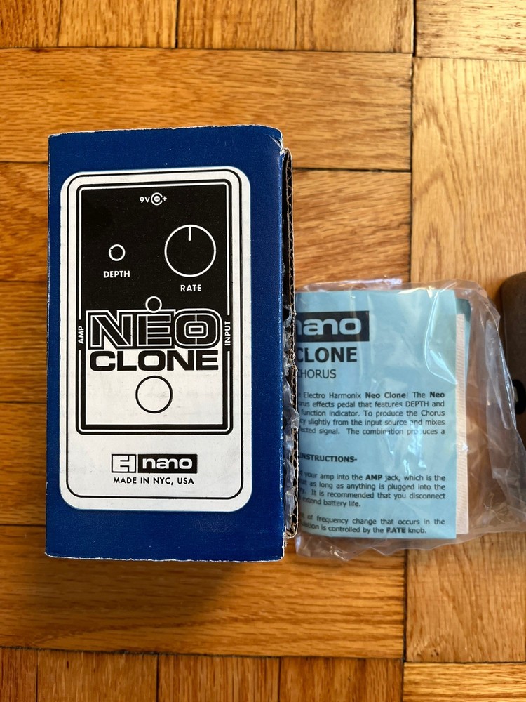 Electro-Harmonix Neo Clone Chorus Guitar Effect Pedal