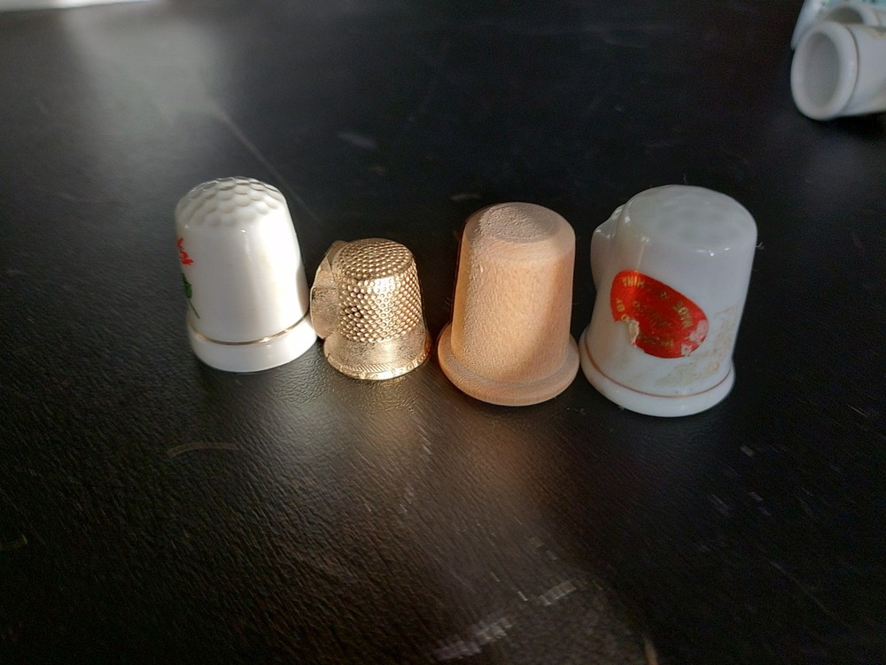 Thimbles Lot 15 Pieces